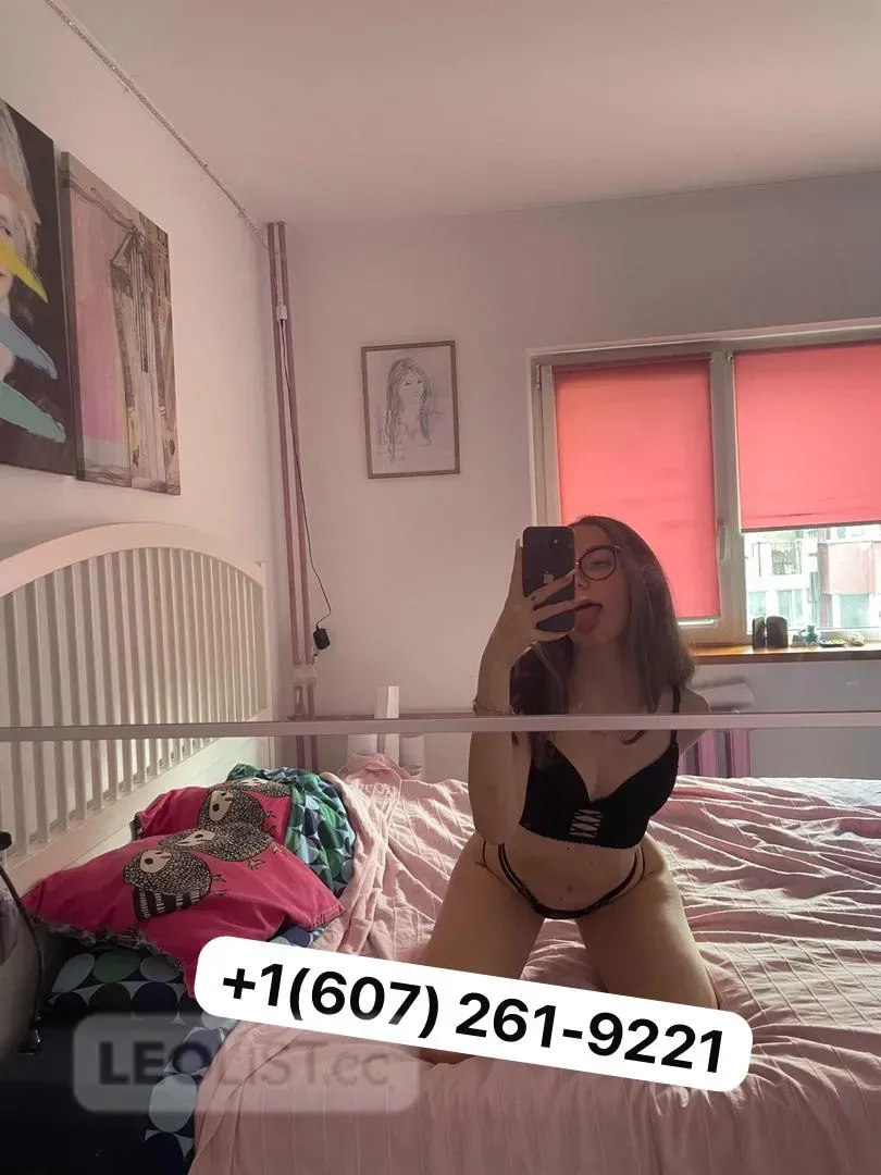 Escorts Vernon, British Columbia Ashley