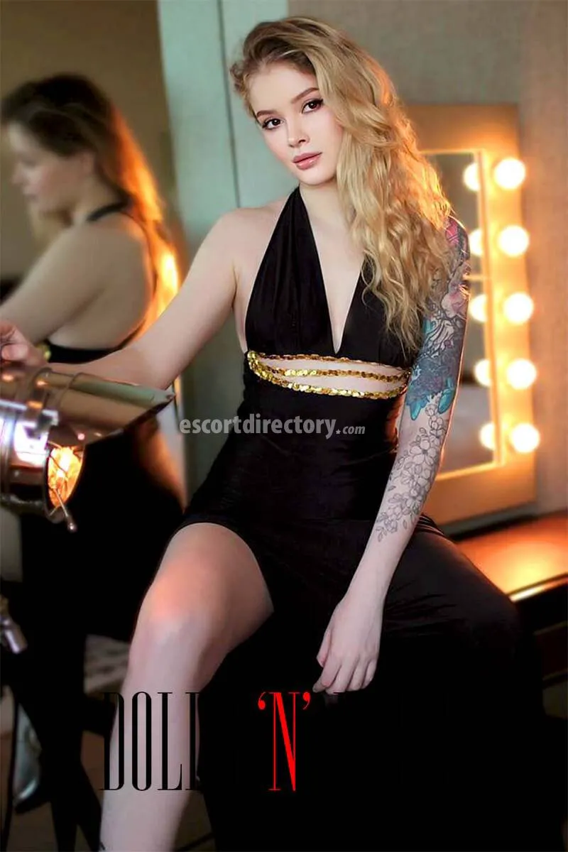 Escorts Riyadh, Saudi Arabia Amelita, Dollsandroses